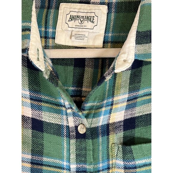 Women's American Eagle Green Flannel Button Down Shirt‎ (Size XS) - Picture 7 of 7